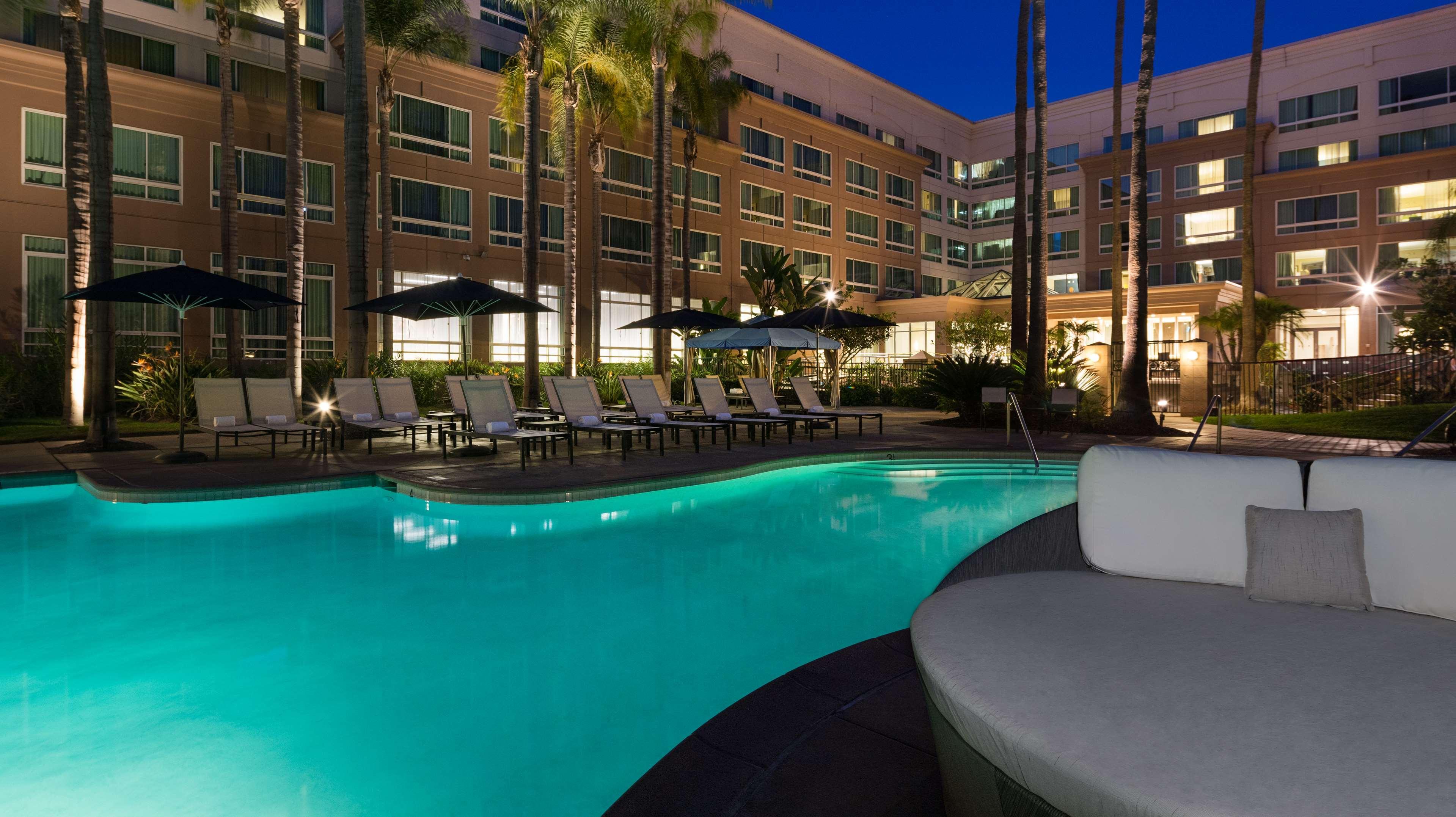 Doubletree By Hilton San Diego Del Mar Exteriör bild