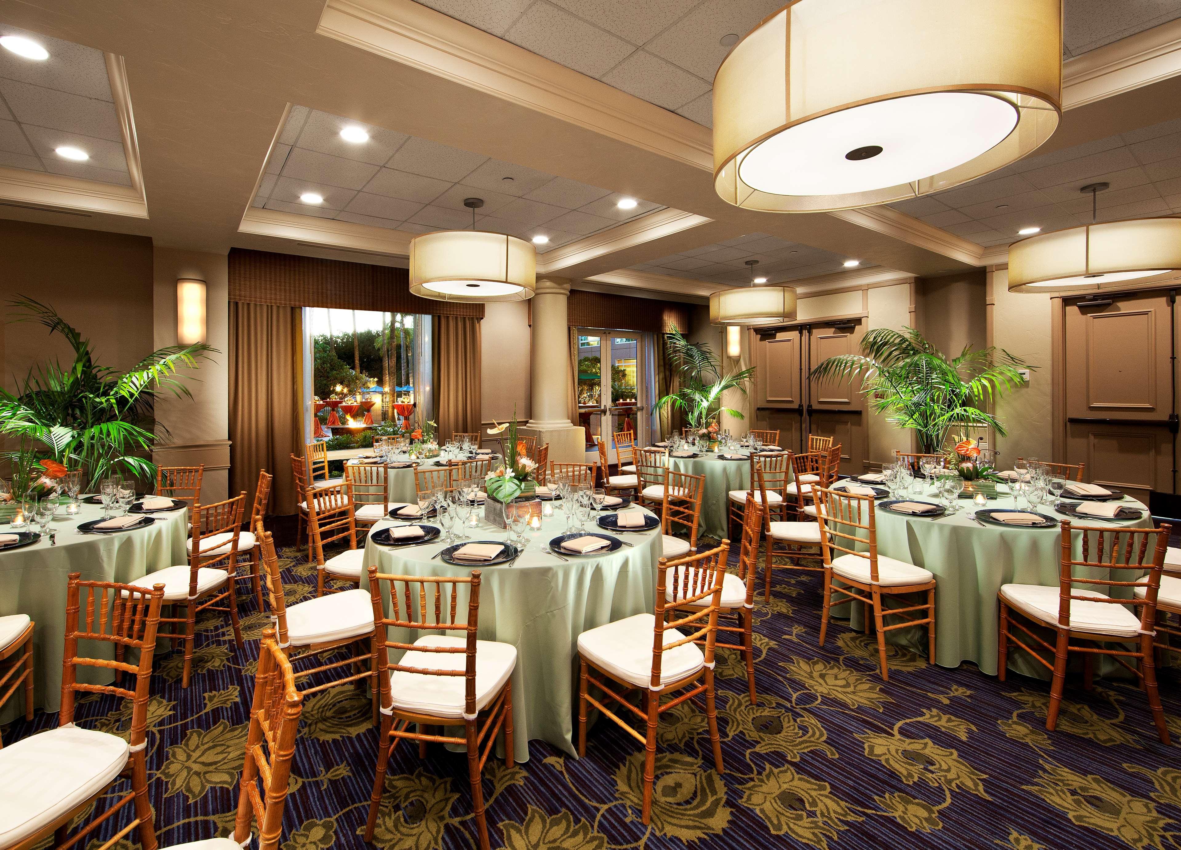 Doubletree By Hilton San Diego Del Mar Exteriör bild
