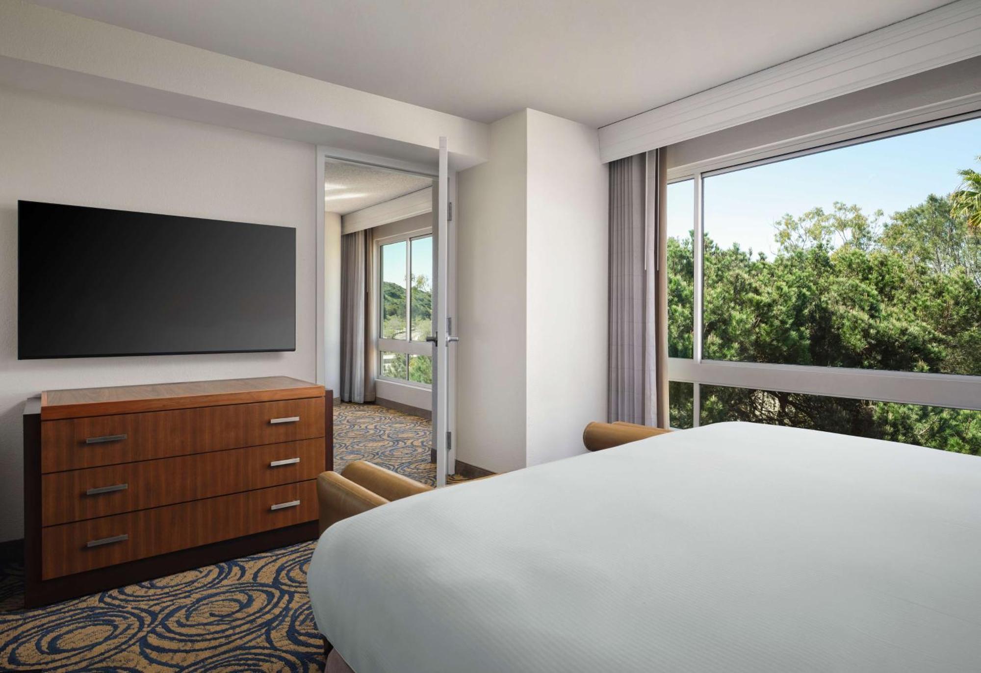 Doubletree By Hilton San Diego Del Mar Exteriör bild