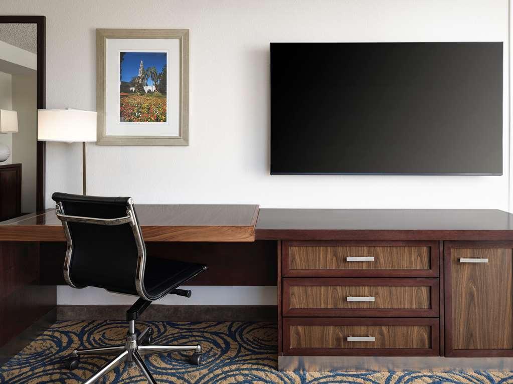 Doubletree By Hilton San Diego Del Mar Rum bild