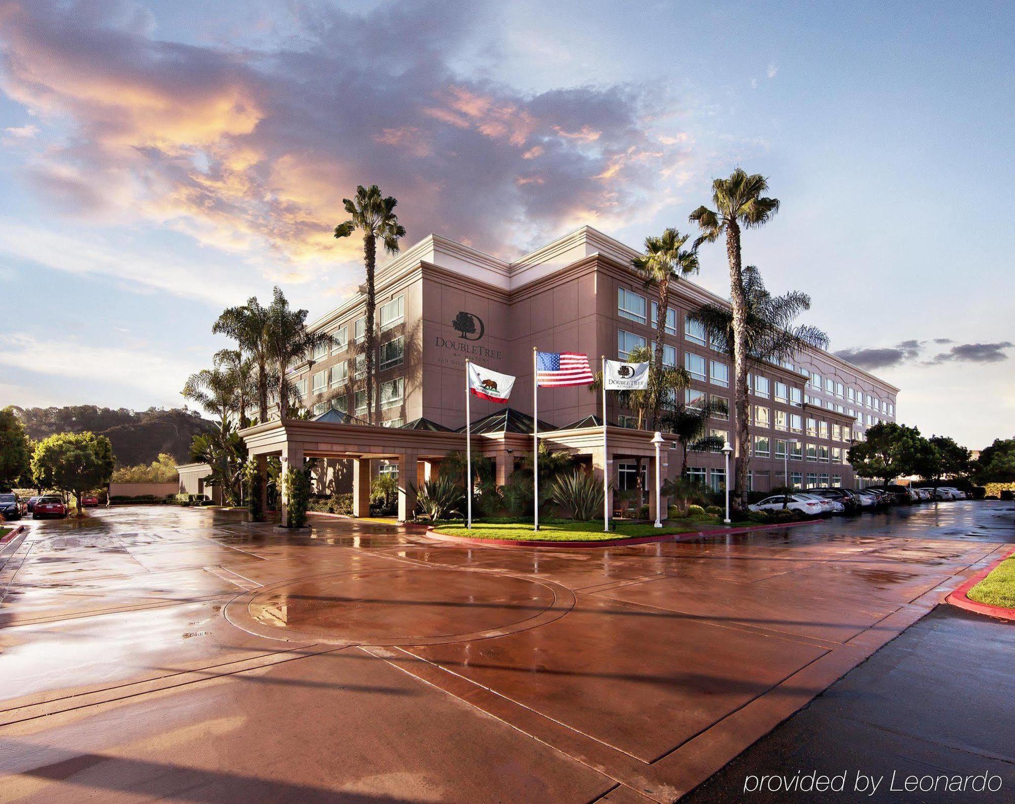 Doubletree By Hilton San Diego Del Mar Exteriör bild